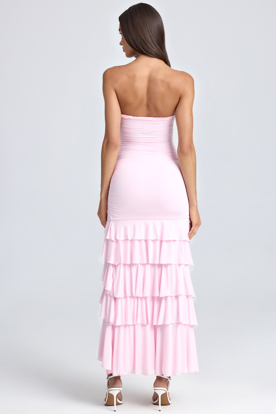 bandeau ruched ruffle-trim maxi šaty v tvářence